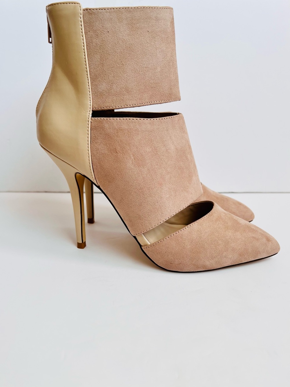 NWOT Beau + Ashe Katrice Leather Ankle Boots 9M Tan